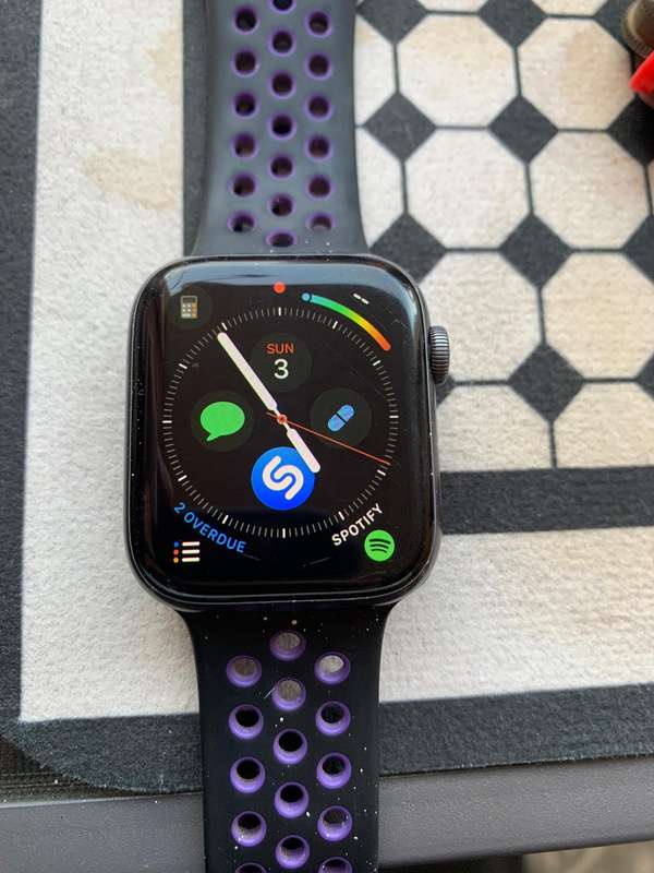 Apple Watch Series 4 44mm Nike edition