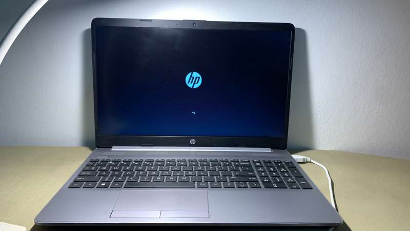 Hp 255 G8 Notebook | AMD Ryzen 5, 8GB Ram, 256GB SSD, AMD Vega 8 Graphics