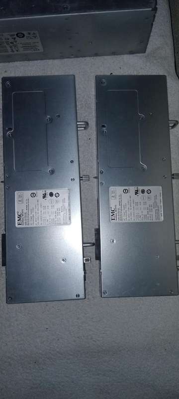 Emc ktn-stl4 storage array 15 channel with 15 hard-drives