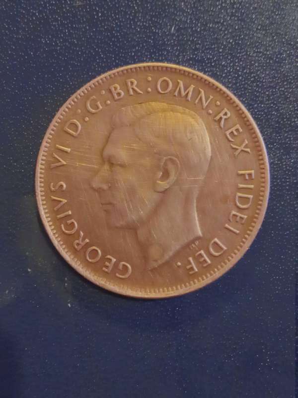 1951 Australia penny,2008 Australia 20c