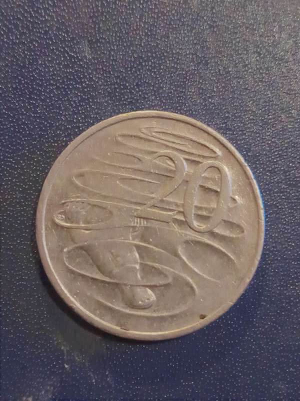 1951 Australia penny,2008 Australia 20c