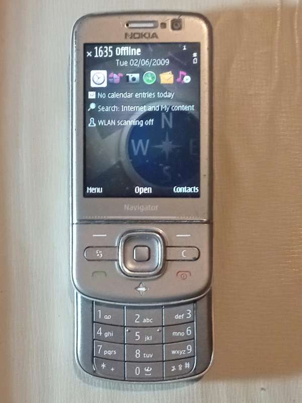 Nokia 6710 navigator slide 3G