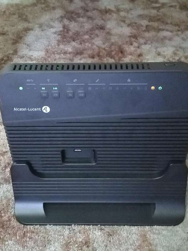 Alcatel lucent high speed xDSL wifi router