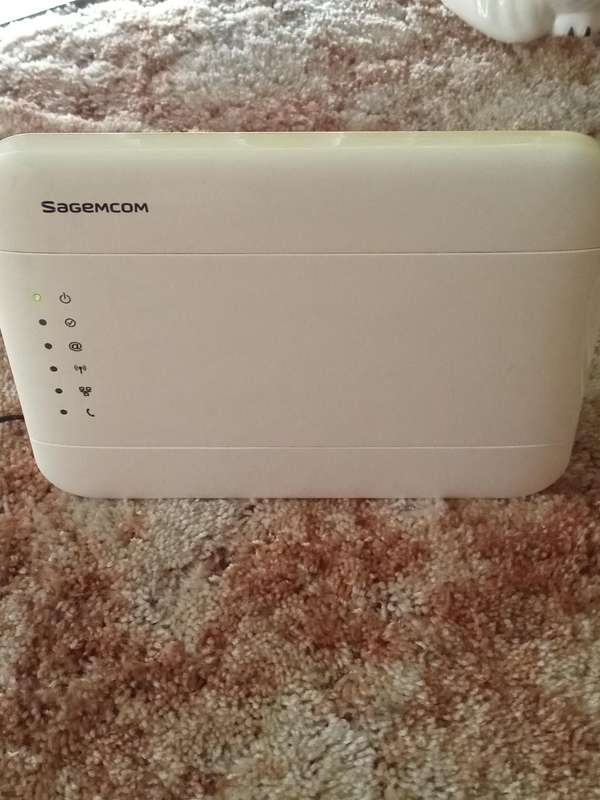 Sagemcom wireless broadband wifi router