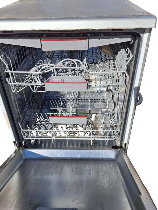 Bosch Serie 4 SilencePlus Dishwasher  Stainless Steel  Used