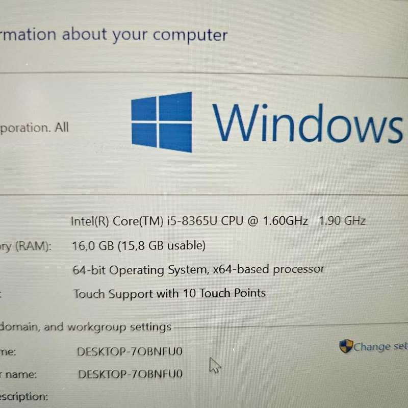 Dell lattitude 5300 core i5 8th generation