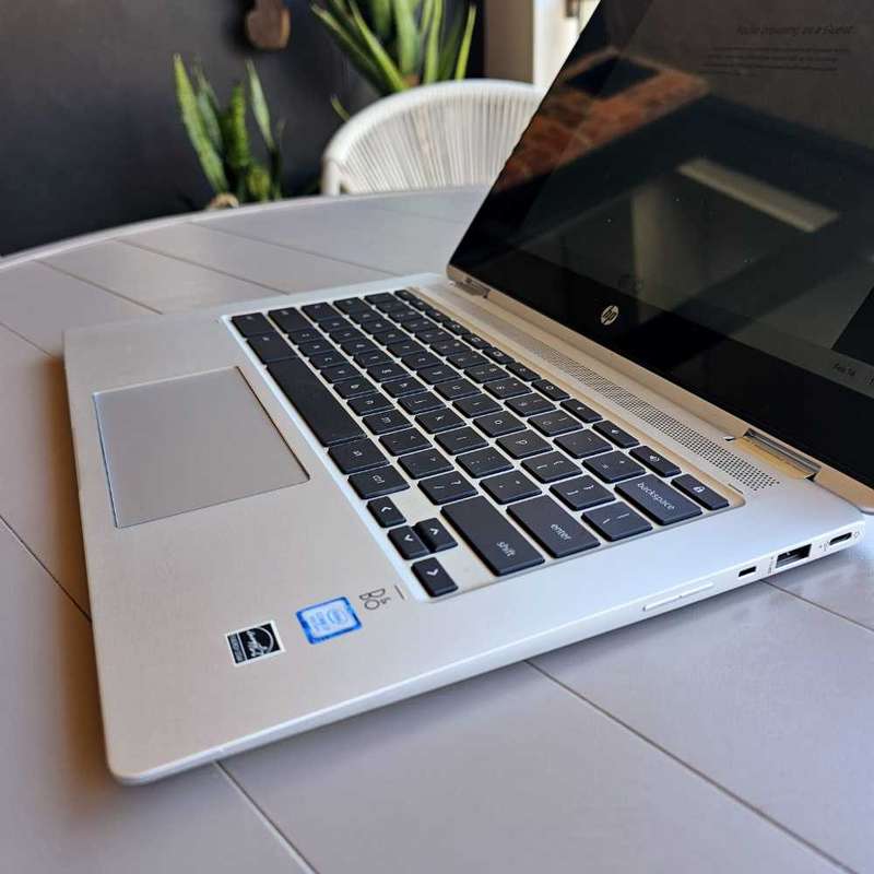 Hp chromebook x360 core i7 8th gen