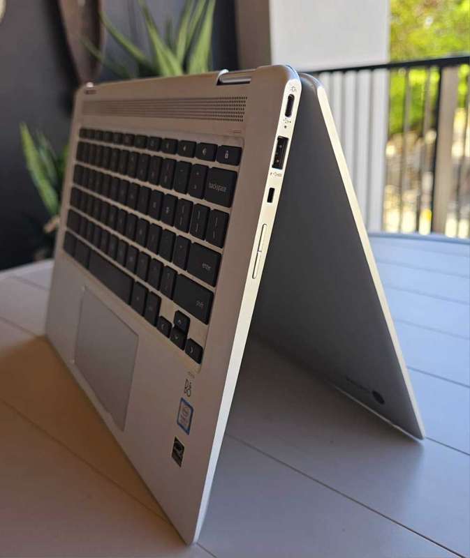 Hp chromebook x360 core i7 8th gen