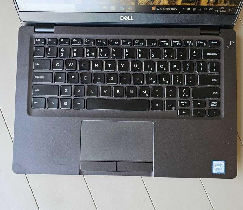 Dell lattitude 5300 core i5 8th generation