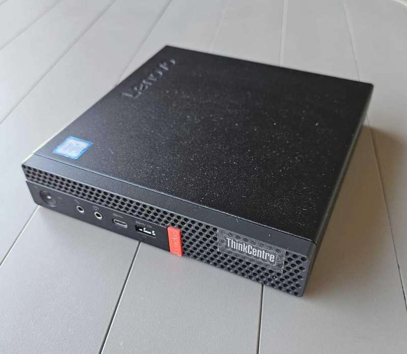 Lenovo thinkcentre M920q core i5 8th generation tiny pc