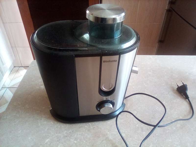 Brabantia Juicer - Lightly Used, Great Condition