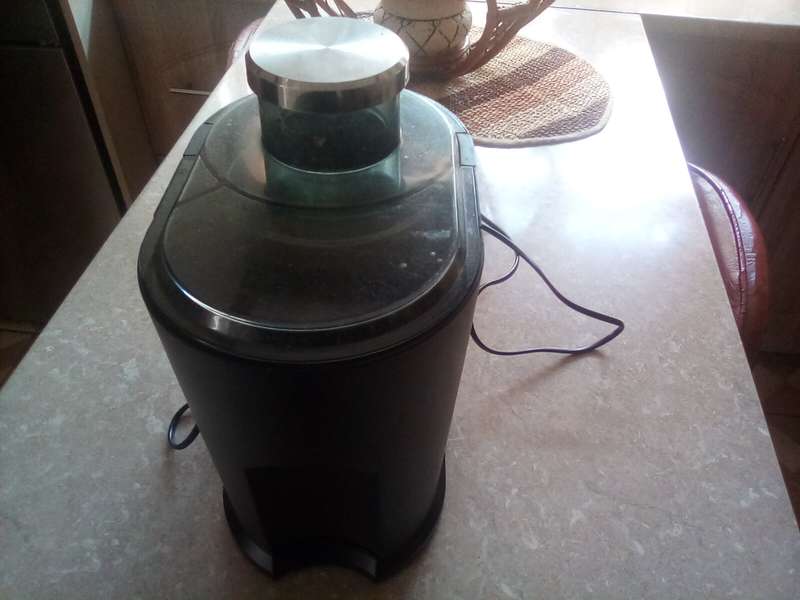 Brabantia Juicer - Lightly Used, Great Condition