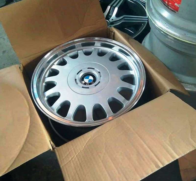 Bmw 16 inch 740i rims and tyres