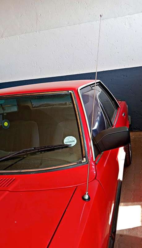 Ford cortina Manual Antenna