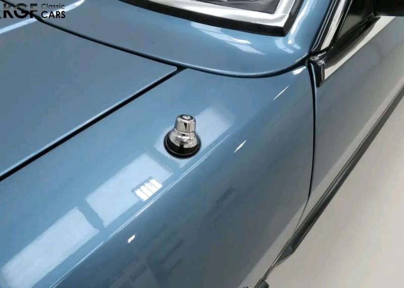 Ford cortina Manual Antenna