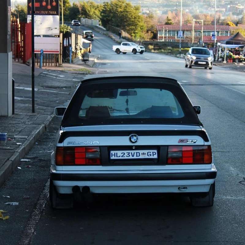 Bmw E30 Zender Fiberglass boot spoiler