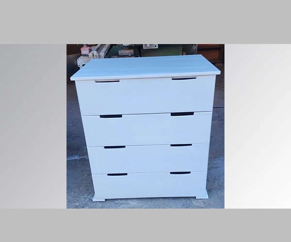 Nursery Baby cot and compactum