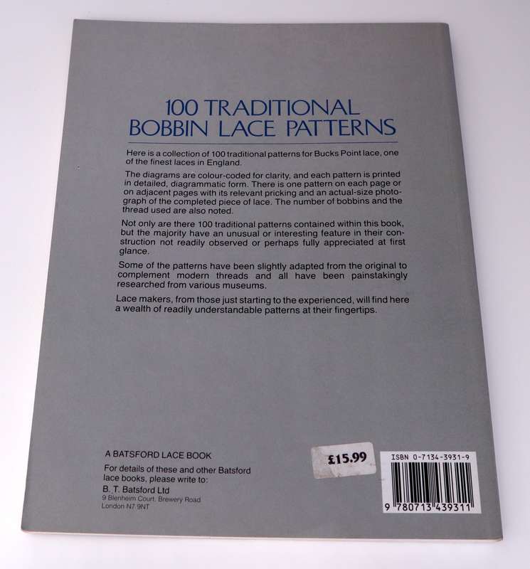 100 Traditional Bobbin Lace Patterns  Geraldine Stott & Bridget Cook | Lace Making Guide & Designs