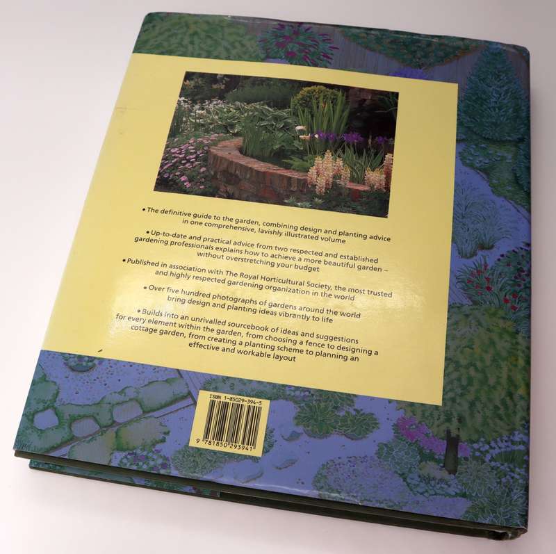 The Garden Book  David Stevens & Ursula Buchan | RHS Gardening Guide & Design Ideas