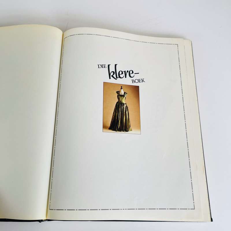 Die klere boek deur Charmian Watkins