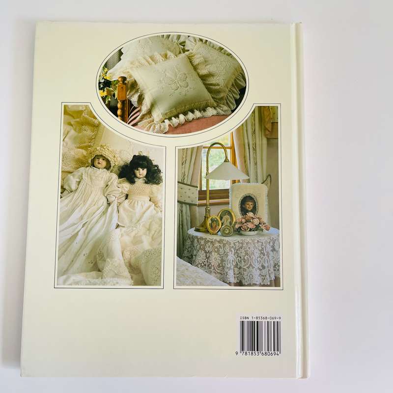 The complete book of Candlewick Embroidery by Sue Millard