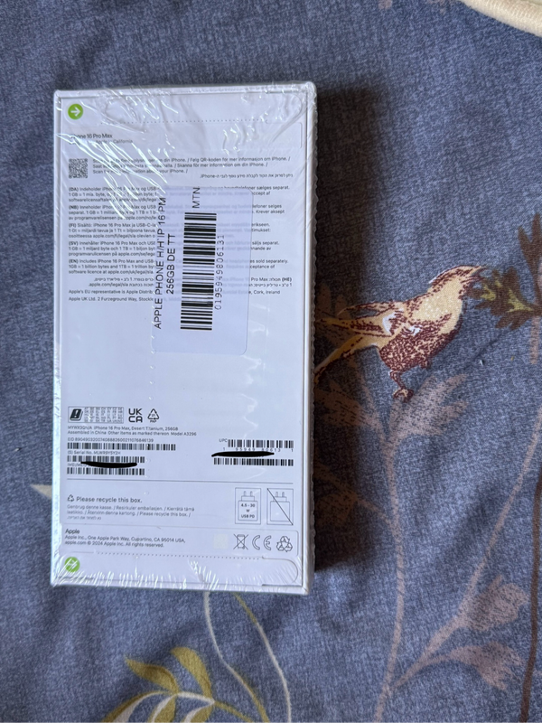 iPhone 16 pro max (Desert titanium)