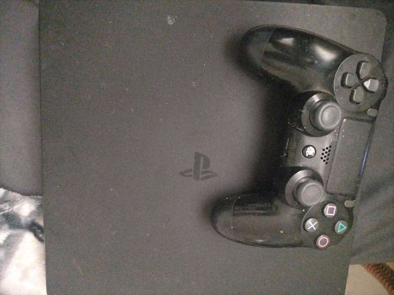 Ps4 slim