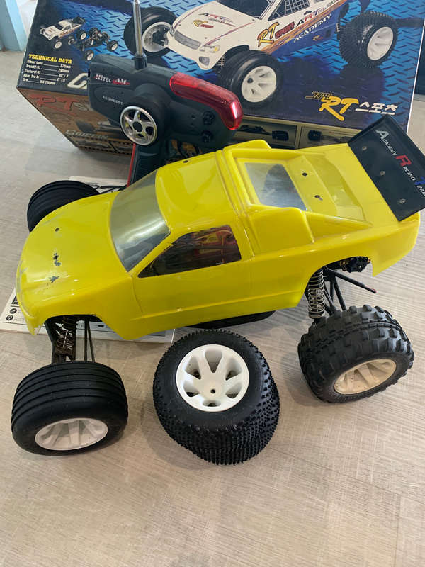 RT Sport  1/10 RC Racing truck