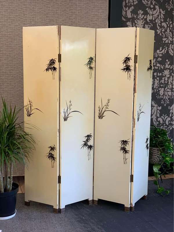 Vintage Oriental 4 Panel Hand painted Room divider