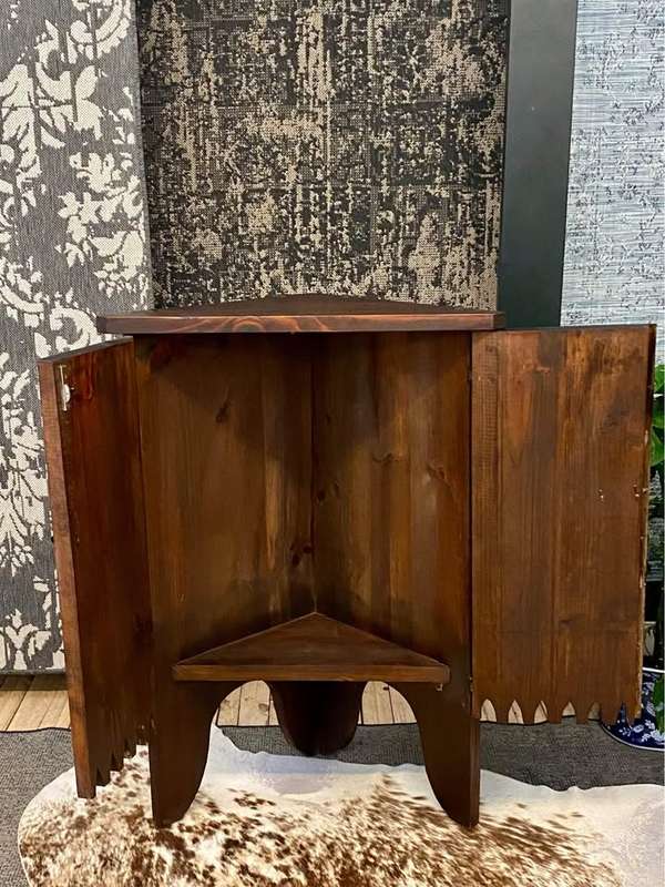 Antique Spanish Oak carved corner cabinet (circa 1896)