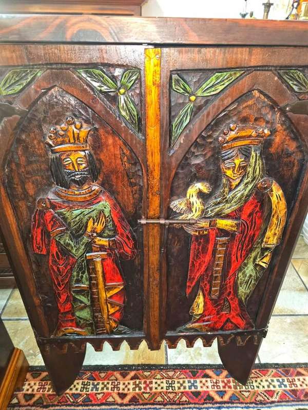 Antique Spanish Oak carved corner cabinet (circa 1896)