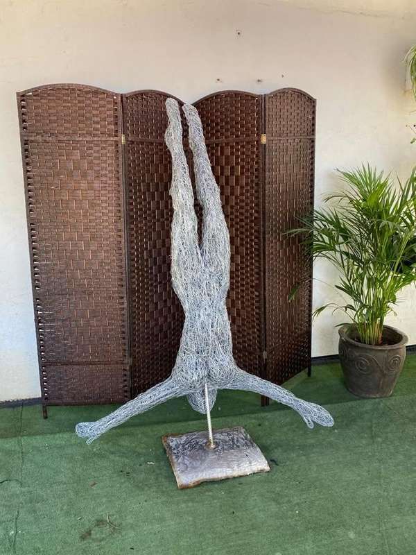 Wire Statue  - Diver