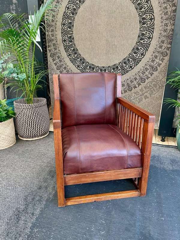 Fully Restored Oak Slatted Genuine Leather Occasional Chair