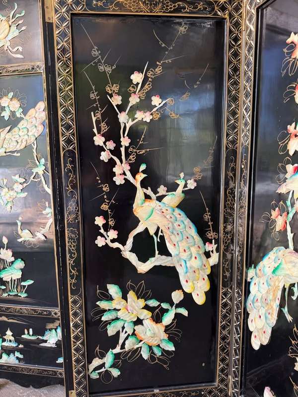 Oriental Black Lacquer Mother of Pearl and Jade screen / Room divider