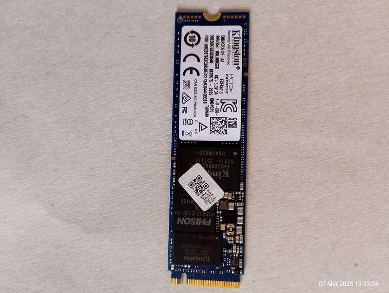 512 GB Kingston PCI NVME