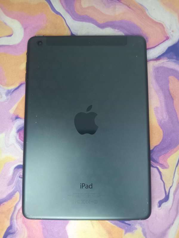 IPad Mini 2nd generation wifi+cellular
