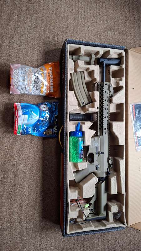 Lancer Tactical Gen 2 Airsoft gun
