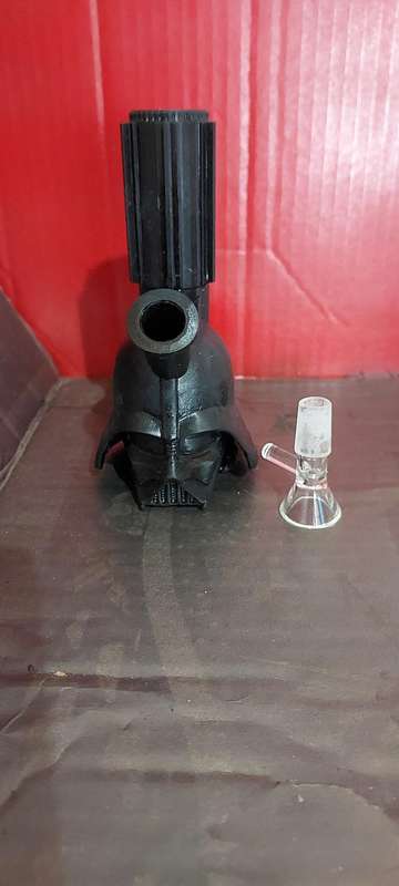 Darth Vader Bong - Star Wars - Custom Collectible made piece with 14mm bowl