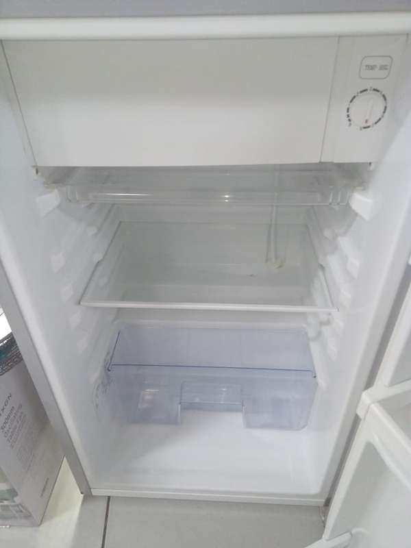 Hisense 100L Bar Fridge