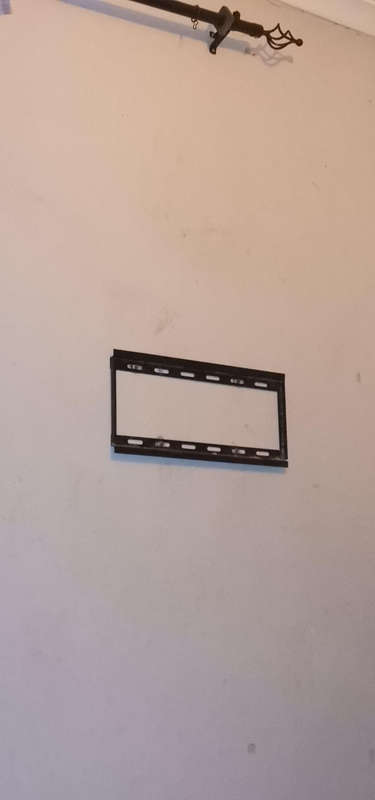 Sony Bravia KLV-32S400A (32 LCD HD TV)
