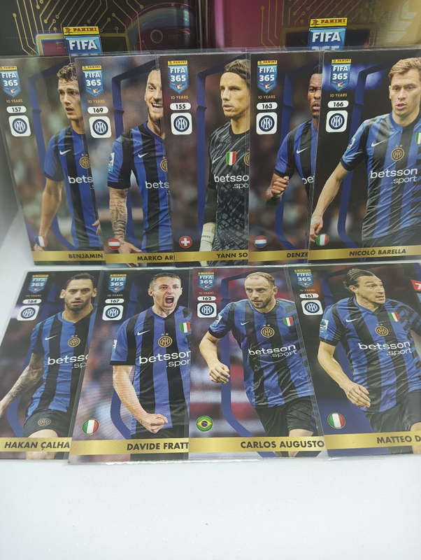 PANINI- FIFA365 2025- LOT OF 9 BASE CARDS- INTER MILAN