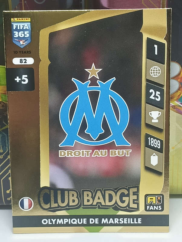 PANINI- FIFA365 2025 - CLUB BADGE- MARSEILLE #82