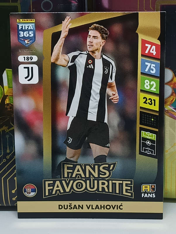 PANINI- FIFA365 2025- FANS FAVOURITE- DUSAN VLAHOVIC #189