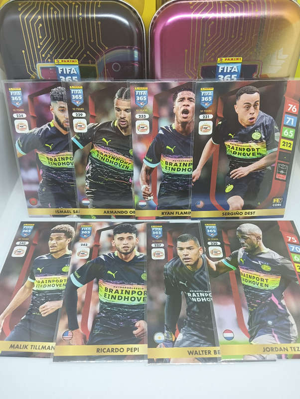 PANINI- FIFA365 2025- LOT OF 9 BASE CARDS - PSV EINDHOVEN
