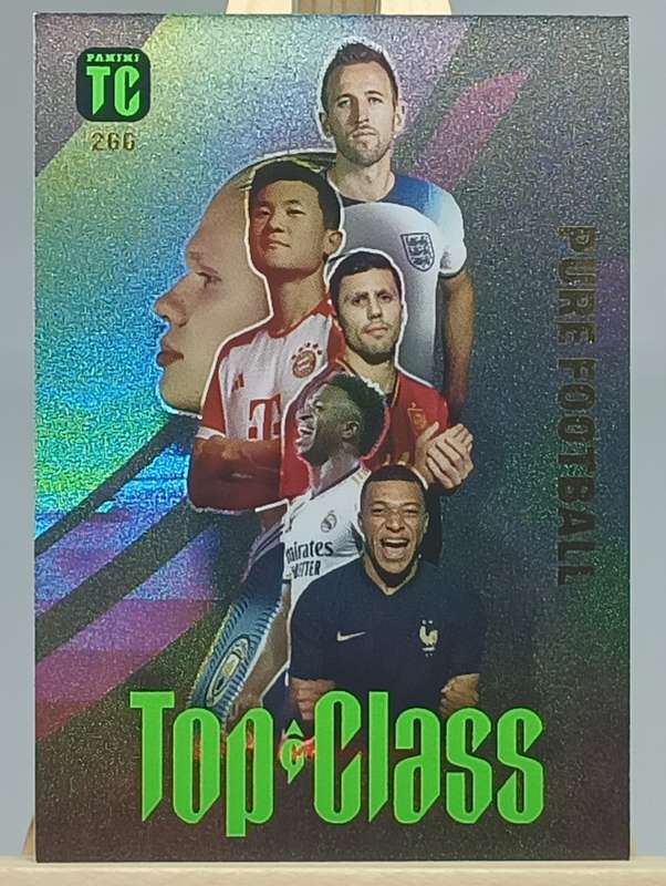 PURE FOOTBALL- PANINI- TOP CLASS 2024- PURE FOOTBALL- FOIL#266
