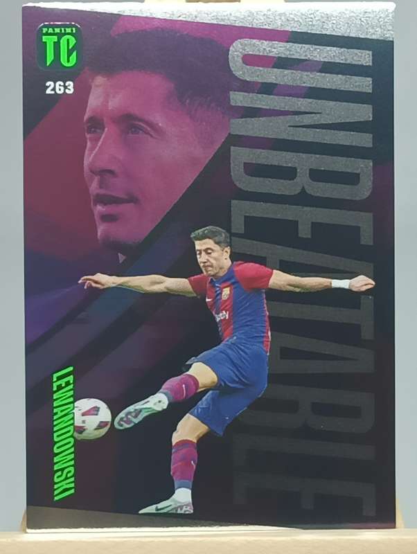 LEWANDOWSKI- PANINI- TOP CLASS 2024- UNBEATABLE- FOIL#263