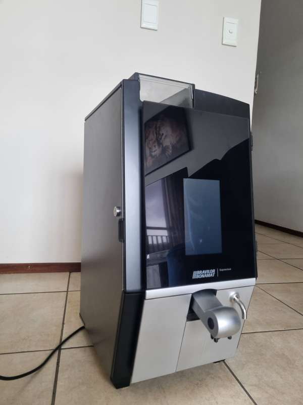 Coffee Machine- Bravilor - Esprecious 12 Espresso Machine Bve1000
