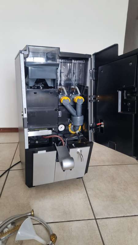 Coffee Machine- Bravilor - Esprecious 12 Espresso Machine Bve1000