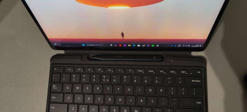 Surface Pro 8 i5 8GB/256GB with Type Cover, Stylus, + Mouse
