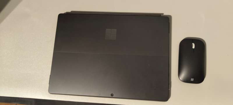 Surface Pro 8 i5 8GB/256GB with Type Cover, Stylus, + Mouse